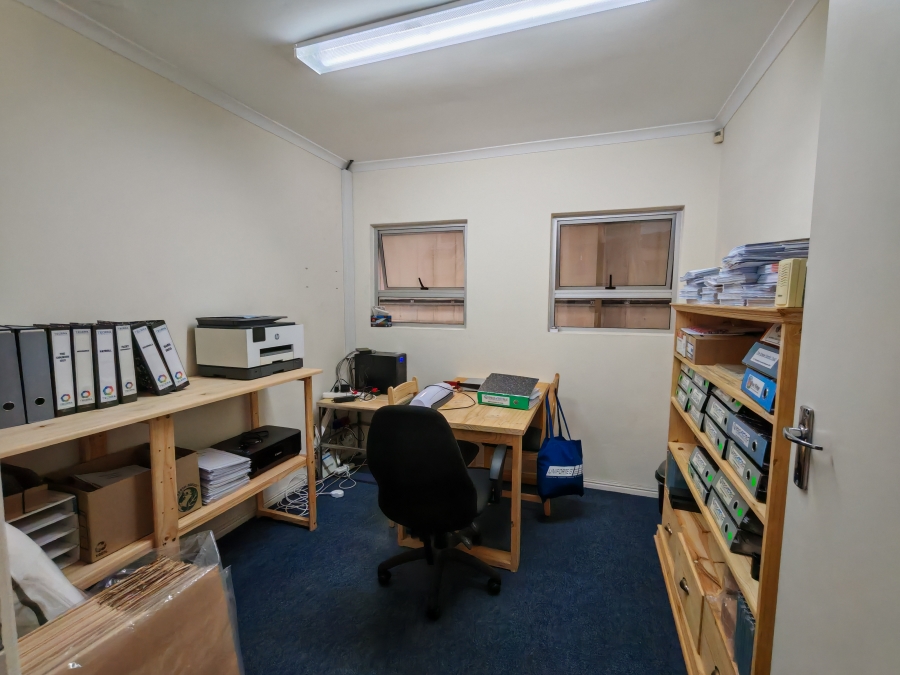 To Let commercial Property for Rent in Somerset West Business Park Western Cape